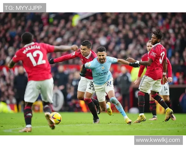 詹俊激情解说巴黎圣日耳曼对阵曼联的精彩对决全场回顾与分析