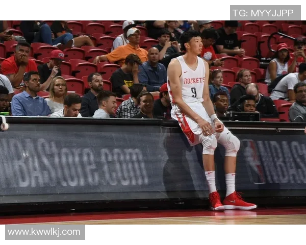 高诗岩：从青年篮球新星到职业生涯的辉煌蜕变之路